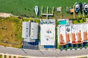 185 Brightwater Dr, Clearwater Beach, FL 33767 - Photo 34