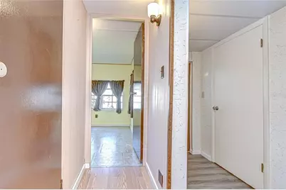 39153 Hillcrest Drive, Zephyrhills, FL 33542 - Photo 30