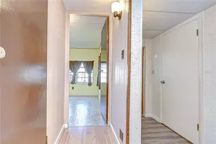 39153 Hillcrest Dr, Zephyrhills, FL 33542 - Photo 30