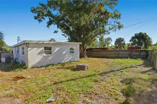 8148 Bayou Dr, Seminole, FL 33777 - Photo 26