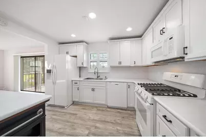 6188 80th Street N #210, Saint Petersburg, FL 33709 - Photo 12