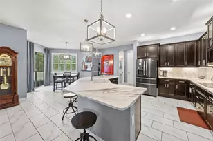 514 Valri Park Dr, Valrico, FL 33594 - Photo 8