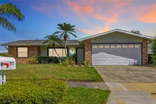 2071 Butternut Cir E, Clearwater, FL 33763 - Photo 1