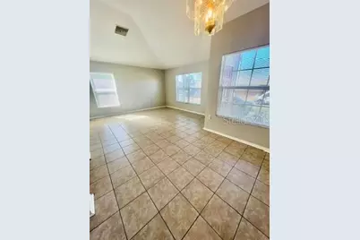 7632 Merchantville Circle, Zephyrhills, FL 33540 - Photo 8