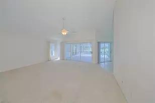 352 Caloosa Palms Ct, Sun City Center, FL 33573 - Photo 6