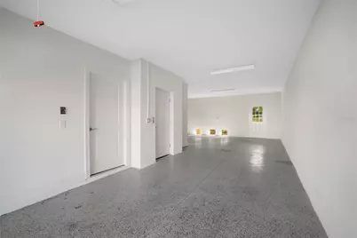 4055 Rocky Shores Drive, Tampa, FL 33634 - Photo 4