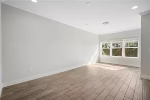 4055 Rocky Shores Dr, Tampa, FL 33634 - Photo 18