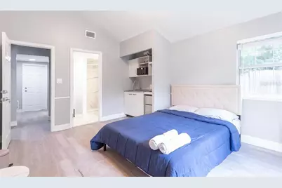 4317 E Regnas Avenue, Tampa, FL 33617 - Photo 12