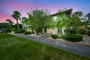 1028 Apollo Beach Blvd, Apollo Beach, FL 33572 - Photo 1