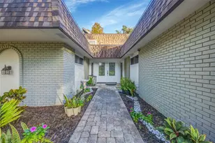 18405 Tomlinson Dr, Lutz, FL 33549 - Photo 2