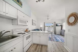 711 E Gulf Blvd, Indian Rocks Beach, FL 33785 - Photo 22