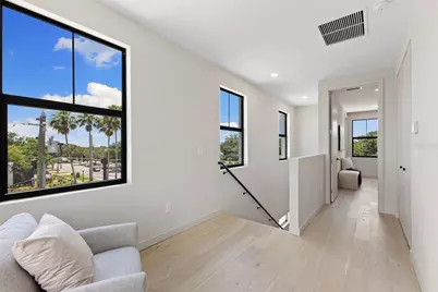 2205 16th Street N, Saint Petersburg, FL 33704 - Photo 10