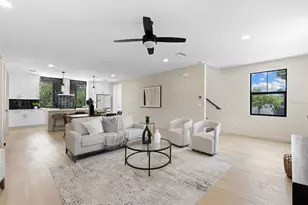 2205 16th St N, Saint Petersburg, FL 33704 - Photo 38