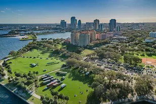 1200 N Shore Dr NE, Saint Petersburg, FL 33701 - Photo 52