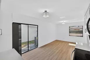 10408 Rosemount Dr, Tampa, FL 33624 - Photo 22