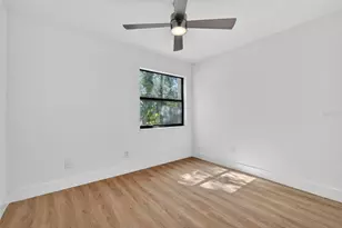 10408 Rosemount Dr, Tampa, FL 33624 - Photo 28