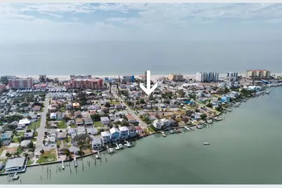 13320 2nd Street E, Madeira Beach, FL 33708 - Photo 20