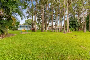 210 Lake Hobbs Rd, Lutz, FL 33548 - Photo 16