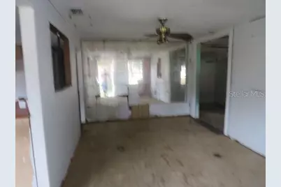 1785 42nd Street S, Saint Petersburg, FL 33711 - Photo 2