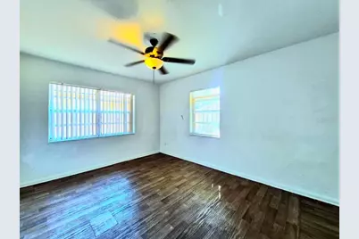2413 E 38th Avenue, Tampa, FL 33610 - Photo 32