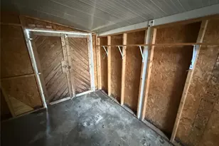 37340 Tropical Dr, Zephyrhills, FL 33541 - Photo 14