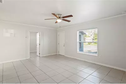 2136 67th Avenue S, Saint Petersburg, FL 33712 - Photo 4