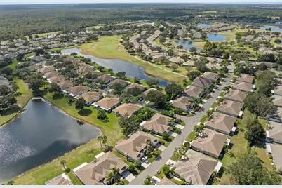 1927 Acadia Greens Drive, Sun City Center, FL 33573 - Photo 12
