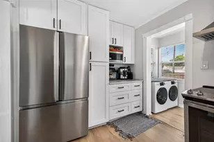 447 23rd St N, Saint Petersburg, FL 33713 - Photo 16