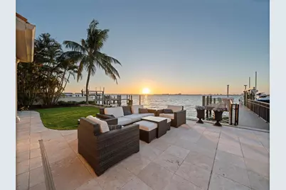 504 55th Avenue, Saint Pete Beach, FL 33706 - Photo 2