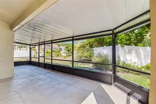 7206 Ridgeport Dr, Tampa, FL 33647 - Photo 4