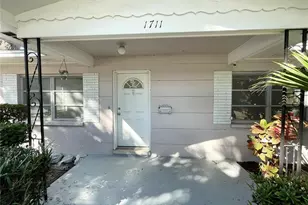 1711 31st St S, Saint Petersburg, FL 33712 - Photo 2