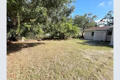 1711 31st Street S, Saint Petersburg, FL 33712 - Photo 22