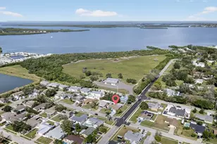 2402 16th St W, Palmetto, FL 34221 - Photo 6