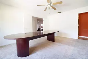 547 Oleander Way S, Saint Petersburg, FL 33707 - Photo 16