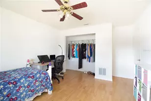 547 Oleander Way S, Saint Petersburg, FL 33707 - Photo 36
