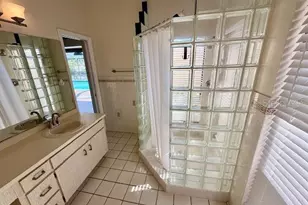 906 Chipaway Dr, Apollo Beach, FL 33572 - Photo 8