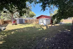 551 Laura Ln, Dunedin, FL 34698 - Photo 12