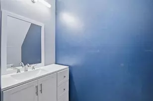 4035 11th St E, Bradenton, FL 34208 - Photo 8