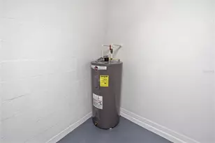 4035 11th St E, Bradenton, FL 34208 - Photo 30