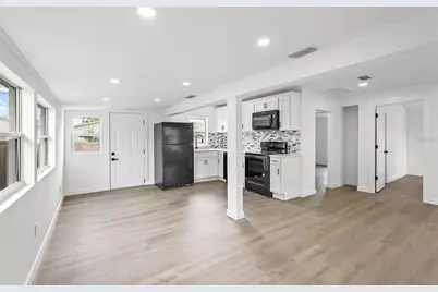 5044 5th Avenue N, Saint Petersburg, FL 33710 - Photo 2