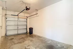 1046 Tullamore Dr, Wesley Chapel, FL 33543 - Photo 32