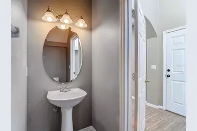 1046 Tullamore Drive, Wesley Chapel, FL 33543 - Photo 6