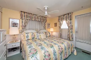 7901 40th Ave N, Saint Petersburg, FL 33709 - Photo 12