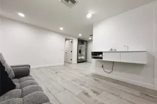 6507 Elliot Dr, Tampa, FL 33615 - Photo 10
