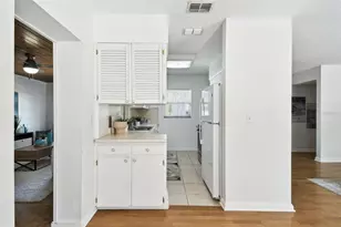 3818 W San Miguel St, Tampa, FL 33629 - Photo 10