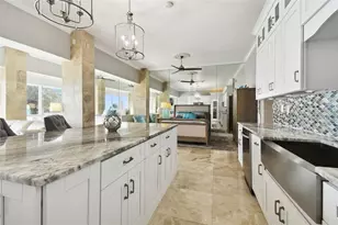 880 Mandalay Ave, Clearwater Beach, FL 33767 - Photo 8