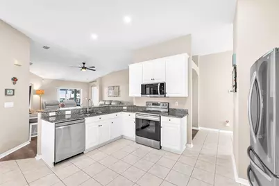 2616 Vinedale Avenue, Valrico, FL 33596 - Photo 10