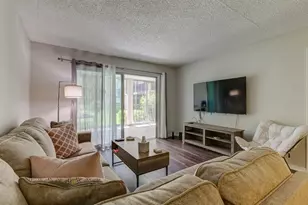 90 S Highland Ave, Tarpon Springs, FL 34689 - Photo 18