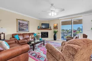 300 Capri Blvd, Treasure Island, FL 33706 - Photo 6