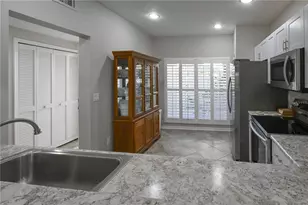 11300 Harbor Way, Largo, FL 33774 - Photo 10